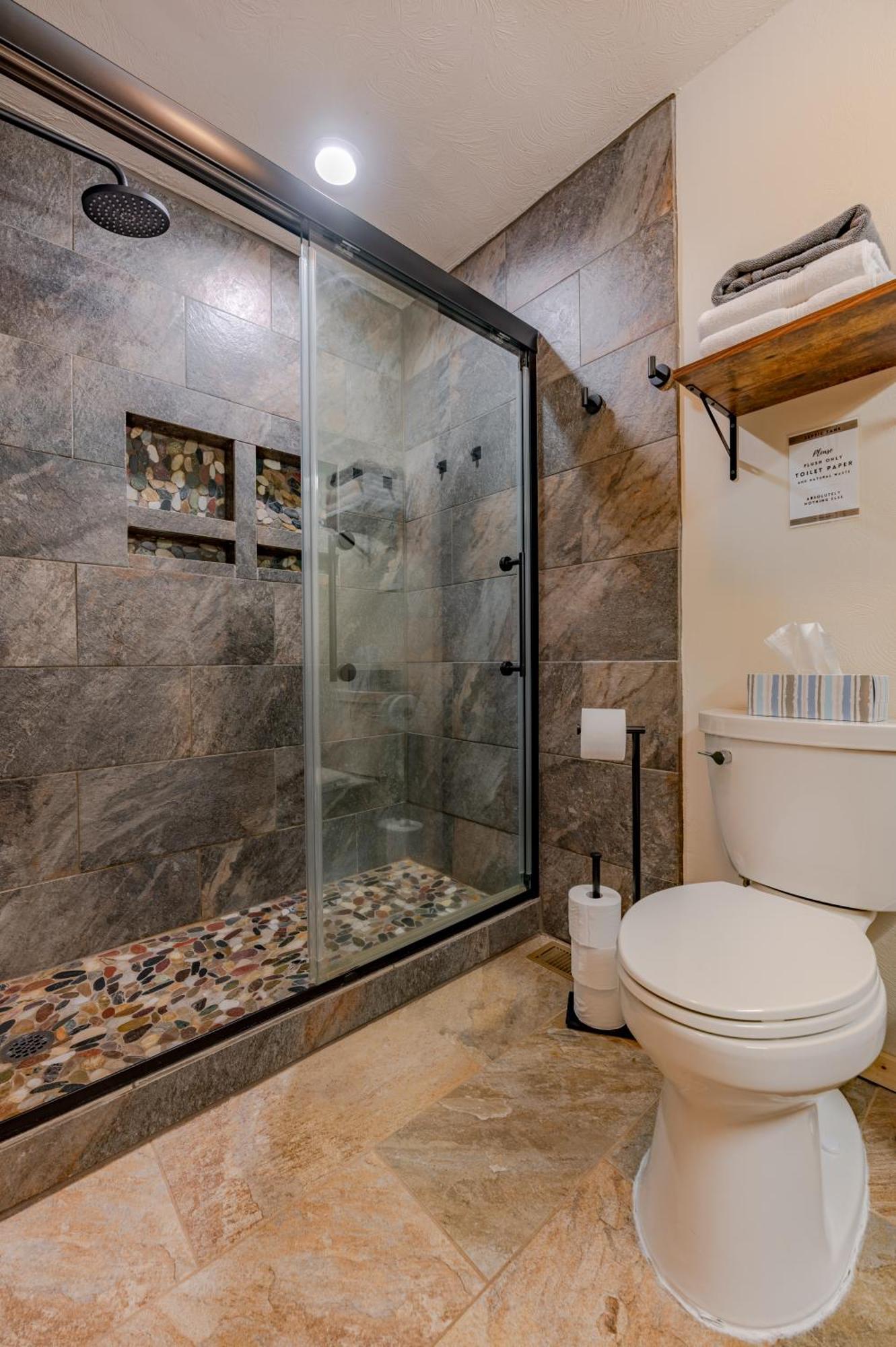 Buena Vista Mountain Retreat - Ultimate Privacy With Spa & Unbeatable Views Exterior photo