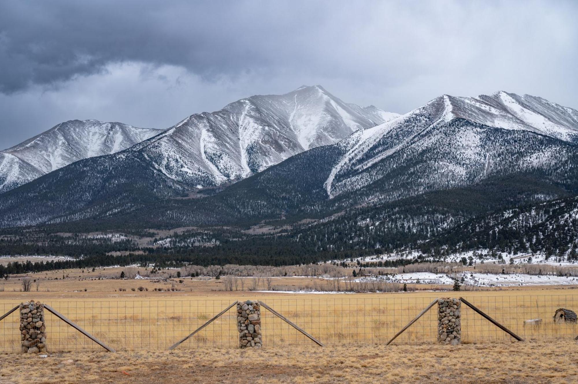 Buena Vista Mountain Retreat - Ultimate Privacy With Spa & Unbeatable Views Exterior photo